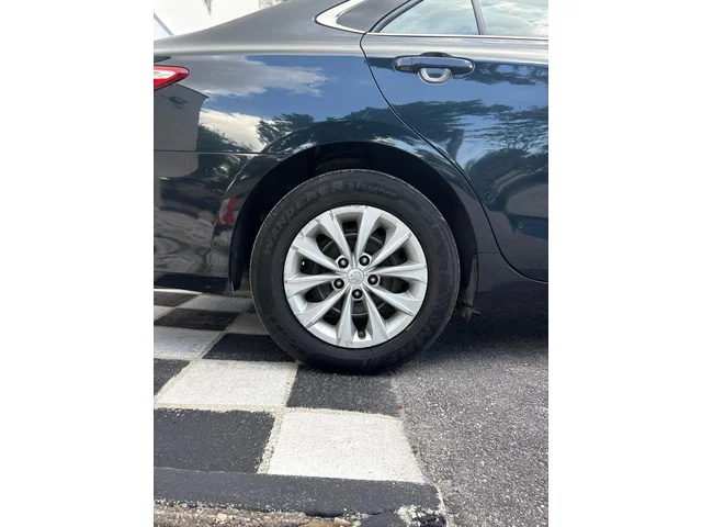 SEMINUEVOS TOYOTA Camry a Estados en autogozo