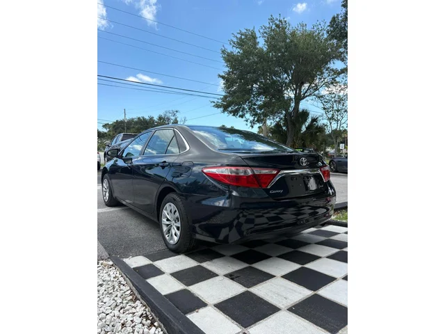 SEMINUEVOS TOYOTA Camry a Estados en autogozo