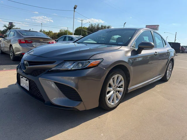 SEMINUEVOS TOYOTA Camry a Estados en autogozo