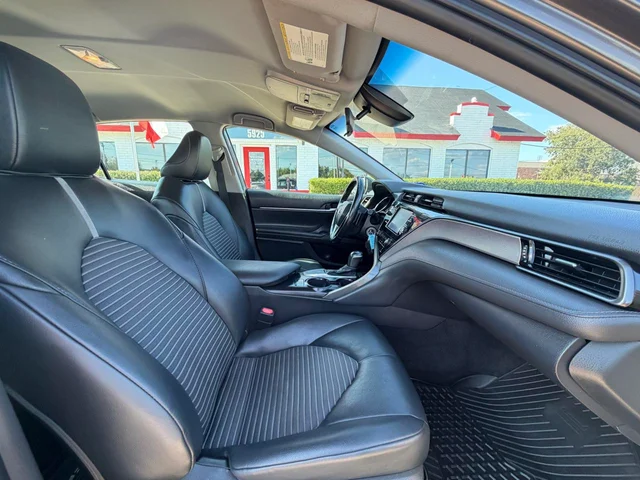 SEMINUEVOS TOYOTA Camry a Estados en autogozo