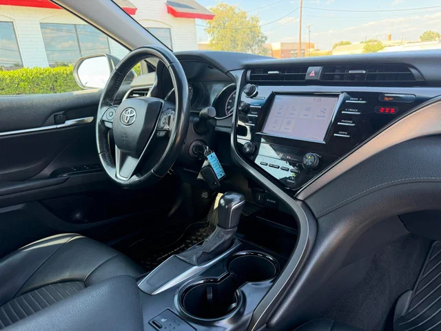 SEMINUEVOS TOYOTA Camry a Estados en autogozo
