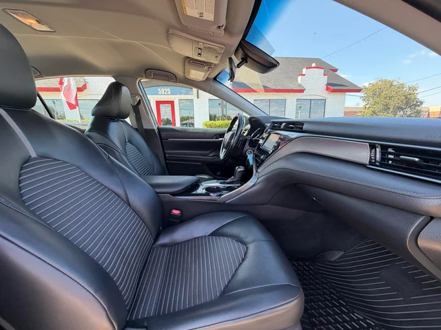 SEMINUEVOS TOYOTA Camry a Estados en autogozo