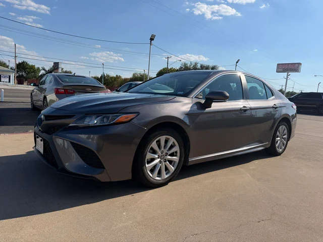 SEMINUEVOS TOYOTA Camry a Estados en autogozo