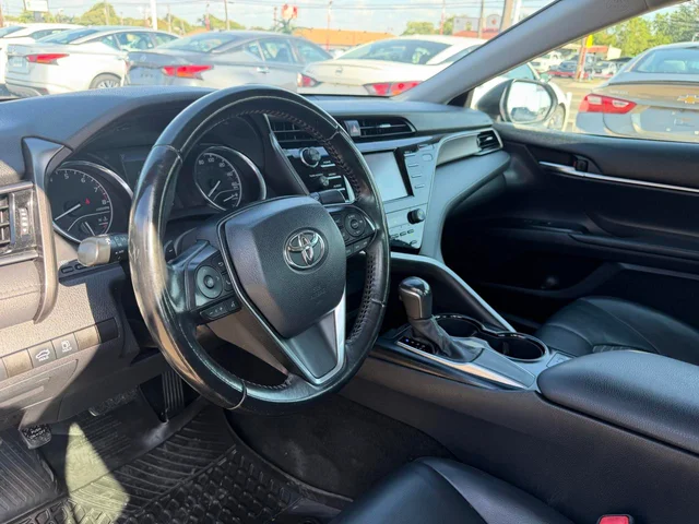 SEMINUEVOS TOYOTA Camry a Estados en autogozo