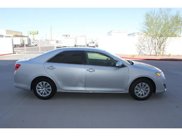 SEMINUEVOS TOYOTA Camry a Estados en autogozo