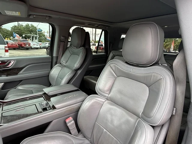 SEMINUEVOS LINCOLN Navigator a Estados en autogozo