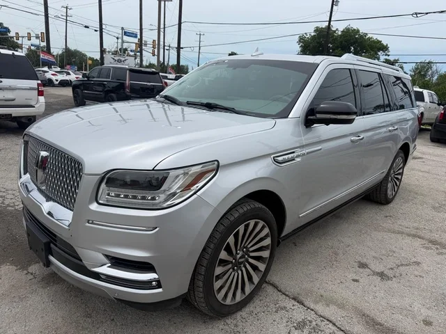 SEMINUEVOS LINCOLN Navigator a Estados en autogozo