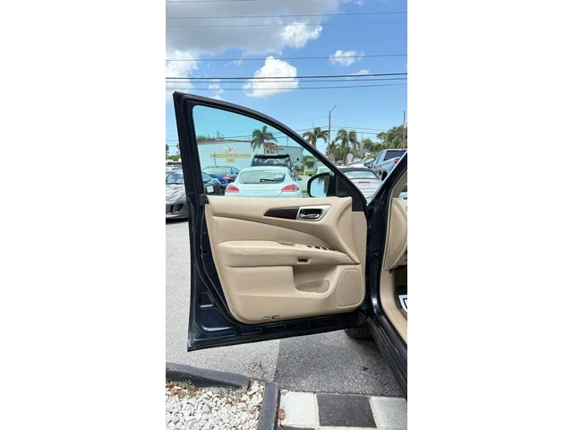 SEMINUEVOS NISSAN Pathfinder a Estados en autogozo