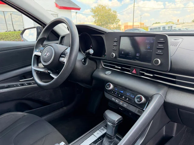 SEMINUEVOS HYUNDAI Elantra a Estados en autogozo