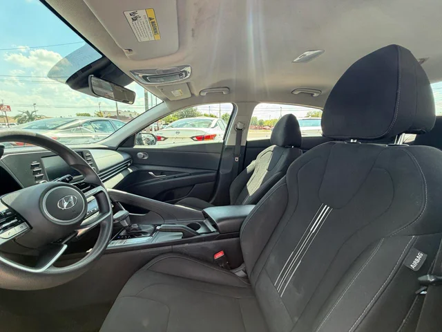SEMINUEVOS HYUNDAI Elantra a Estados en autogozo