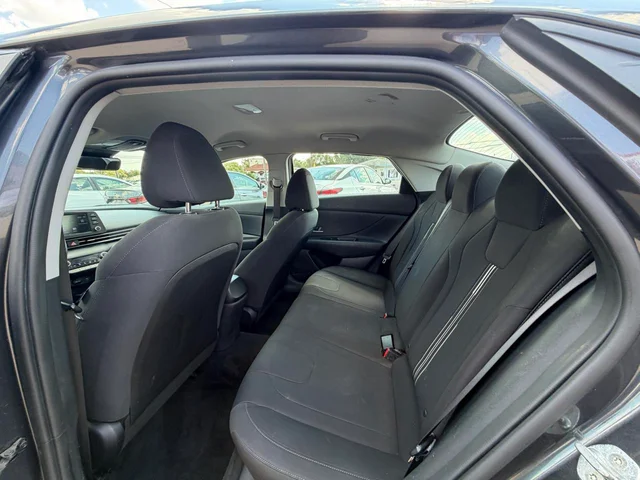 SEMINUEVOS HYUNDAI Elantra a Estados en autogozo