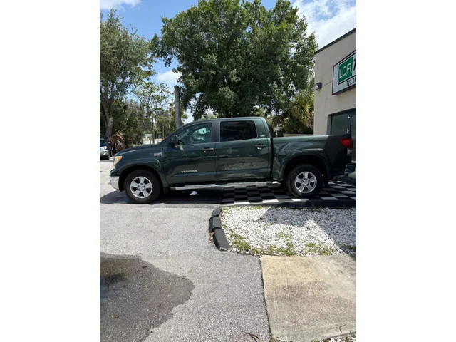 SEMINUEVOS TOYOTA Tundra a Estados en autogozo