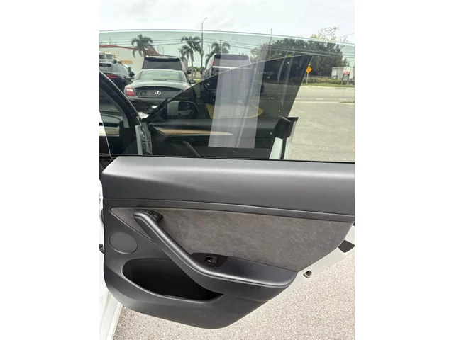 SEMINUEVOS TESLA Model 3 a Estados en autogozo