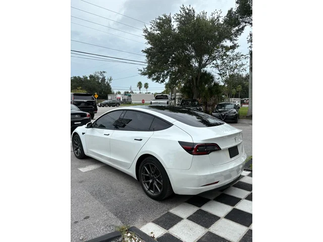 SEMINUEVOS TESLA Model 3 a Estados en autogozo
