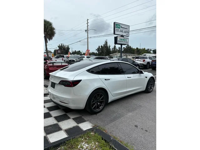 SEMINUEVOS TESLA Model 3 a Estados en autogozo