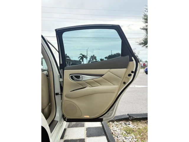 SEMINUEVOS INFINITI Q70 a Estados en autogozo