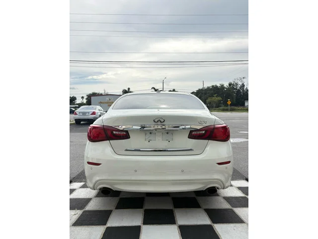 SEMINUEVOS INFINITI Q70 a Estados en autogozo