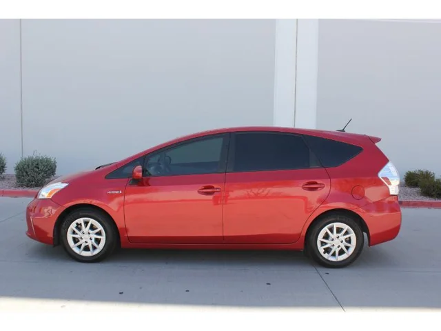SEMINUEVOS TOYOTA Prius V a Estados en autogozo