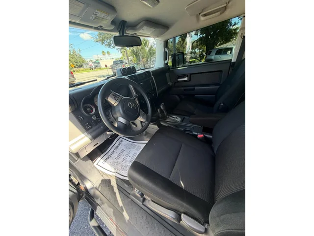 SEMINUEVOS TOYOTA FJ Cruiser a Estados en autogozo