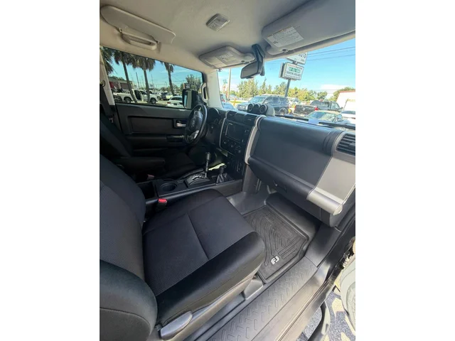 SEMINUEVOS TOYOTA FJ Cruiser a Estados en autogozo