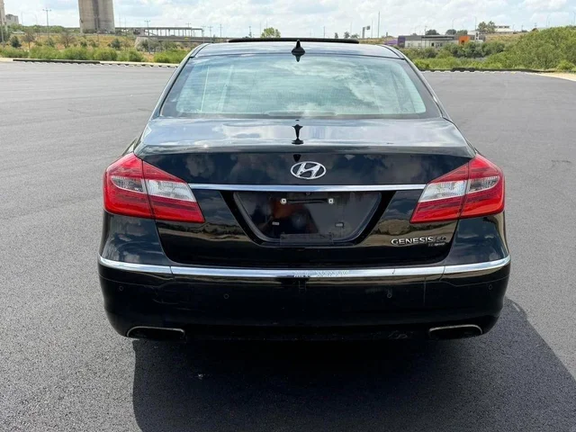 SEMINUEVOS HYUNDAI Genesis a Estados en autogozo