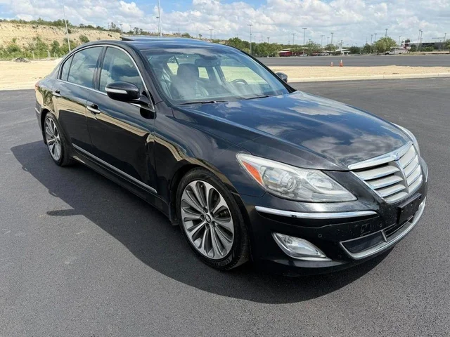 SEMINUEVOS HYUNDAI Genesis a Estados en autogozo