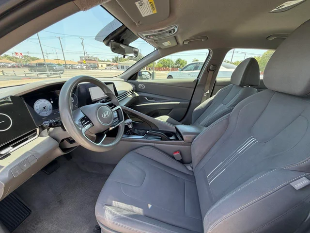 SEMINUEVOS HYUNDAI Elantra a Estados en autogozo