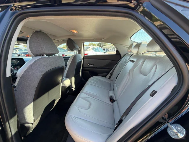 SEMINUEVOS HYUNDAI Elantra a Estados en autogozo