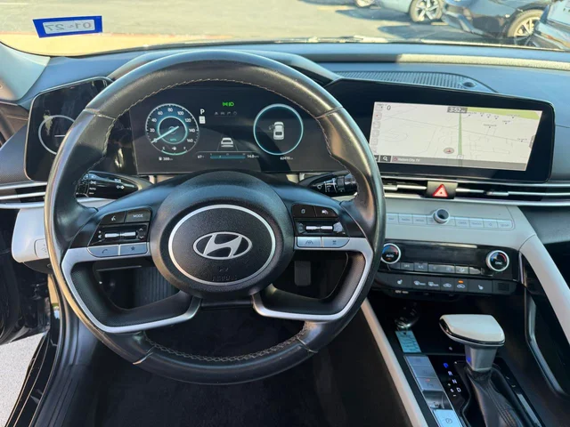 SEMINUEVOS HYUNDAI Elantra a Estados en autogozo