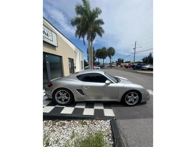 SEMINUEVOS PORSCHE Cayman a Estados en autogozo