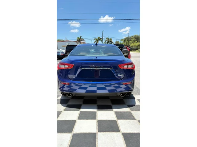 SEMINUEVOS MASERATI Ghibli a Estados en autogozo