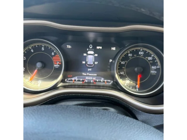 SEMINUEVOS JEEP Cherokee a Estados en autogozo