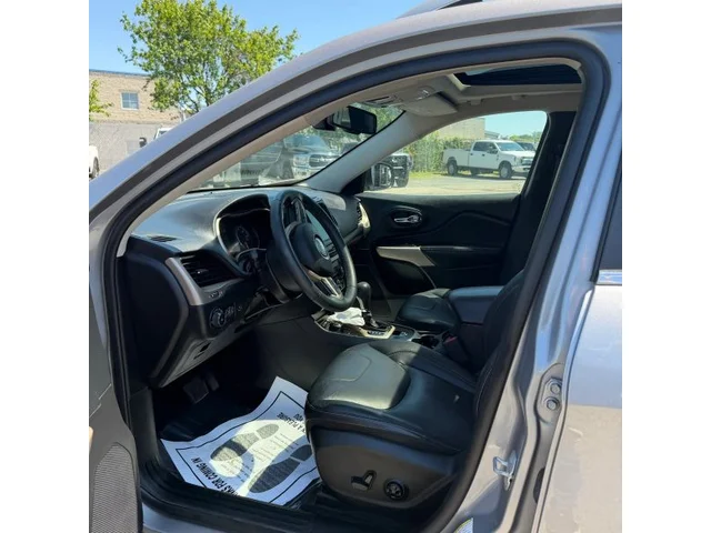 SEMINUEVOS JEEP Cherokee a Estados en autogozo