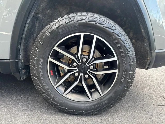 SEMINUEVOS JEEP Grand Cherokee a Estados en autogozo