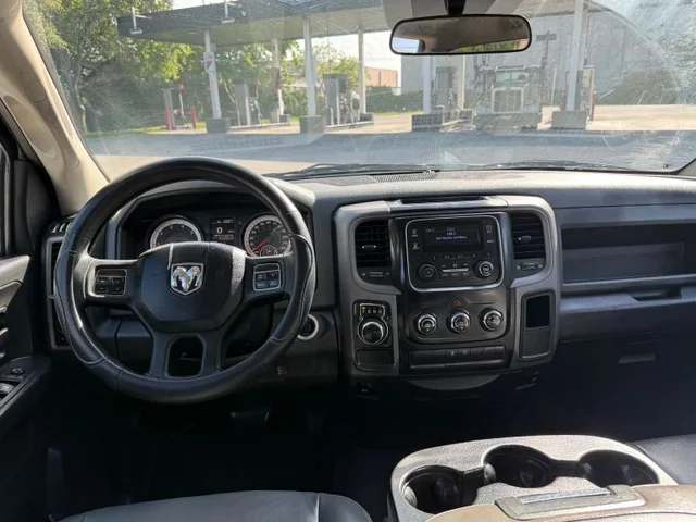 SEMINUEVOS RAM 1500 Quad Cab a Estados en autogozo