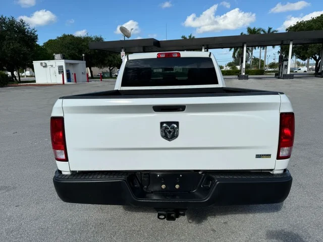 SEMINUEVOS RAM 1500 Quad Cab a Estados en autogozo