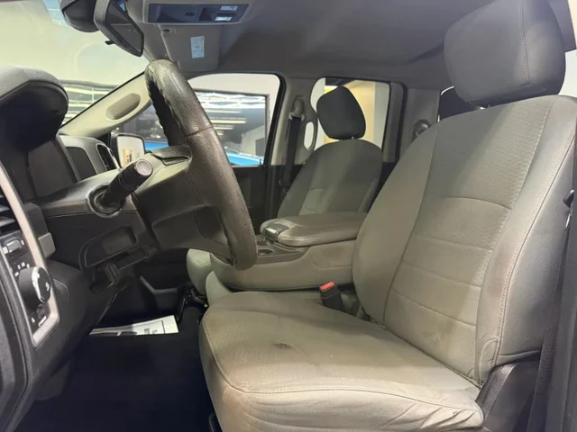 SEMINUEVOS RAM 1500 Quad Cab a Estados en autogozo