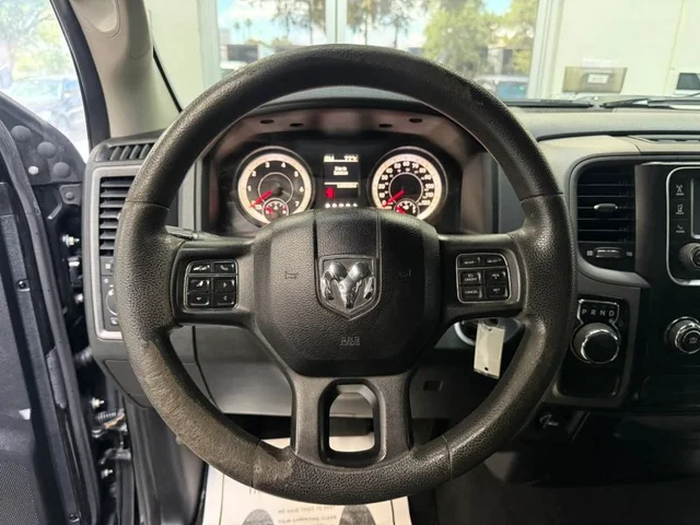 SEMINUEVOS RAM 1500 Quad Cab a Estados en autogozo
