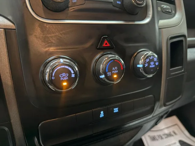SEMINUEVOS RAM 1500 Quad Cab a Estados en autogozo