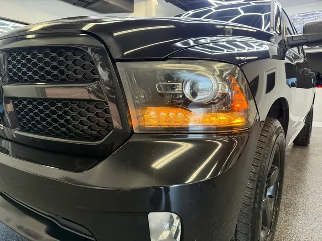 SEMINUEVOS RAM 1500 Quad Cab a Estados en autogozo