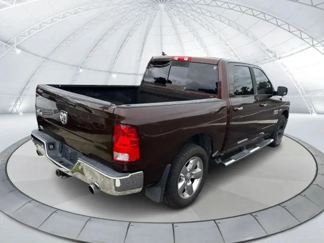 SEMINUEVOS RAM 1500 Crew Cab a Estados en autogozo
