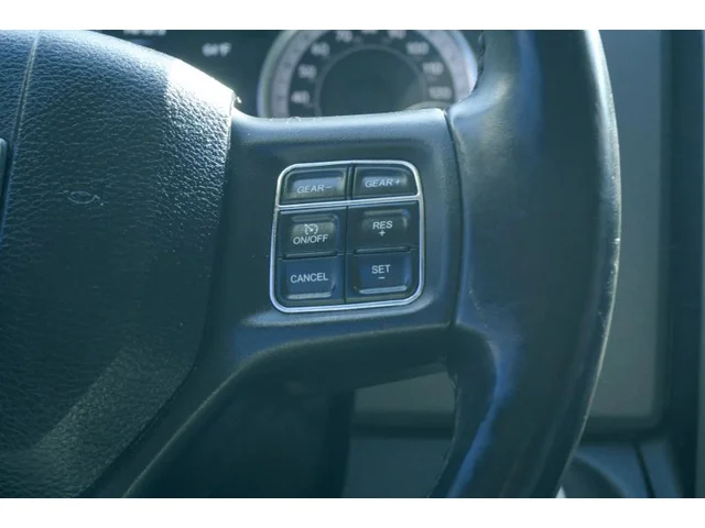 SEMINUEVOS RAM 1500 Classic Crew Cab a Estados en autogozo