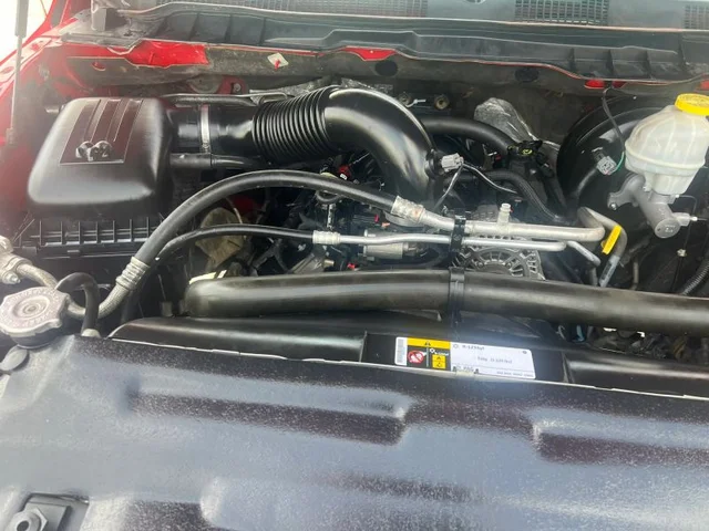 SEMINUEVOS RAM 1500 Classic Crew Cab a Estados en autogozo