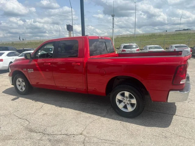 SEMINUEVOS RAM 1500 Classic Crew Cab a Estados en autogozo