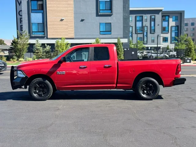 SEMINUEVOS RAM 1500 Quad Cab a Estados en autogozo