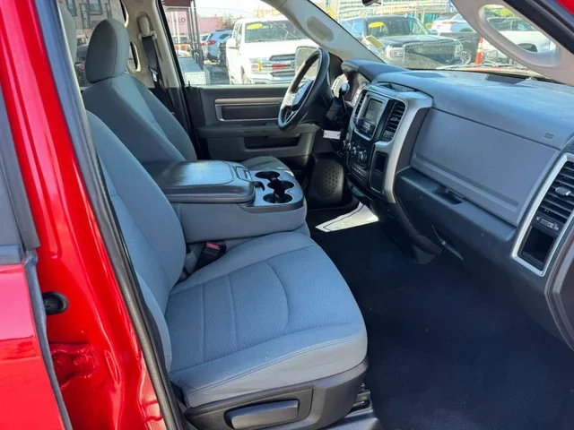 SEMINUEVOS RAM 1500 Quad Cab a Estados en autogozo