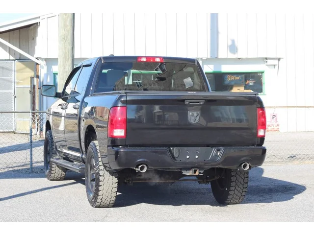 SEMINUEVOS RAM 1500 Crew Cab a Estados en autogozo