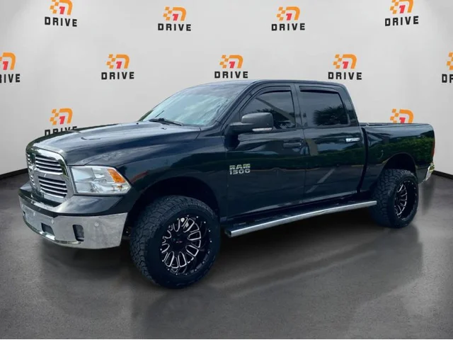 SEMINUEVOS RAM 1500 Crew Cab a Estados en autogozo