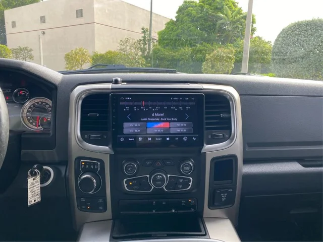 SEMINUEVOS RAM 1500 Crew Cab a Estados en autogozo