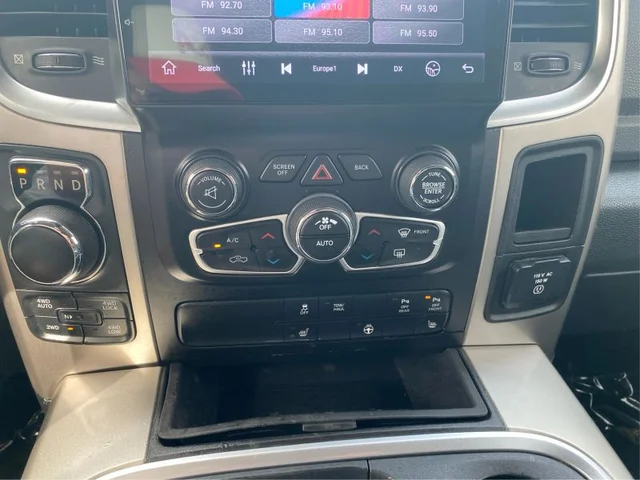 SEMINUEVOS RAM 1500 Crew Cab a Estados en autogozo